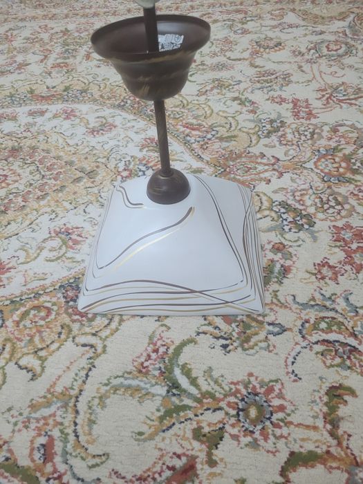 Люстры и светильники