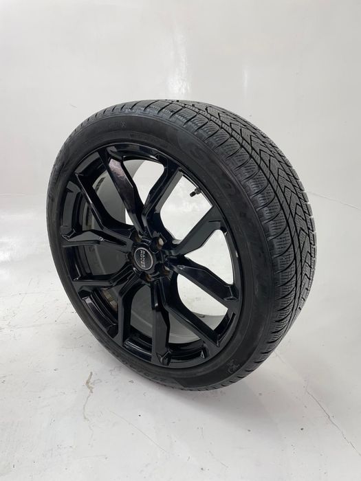 Jante originale Range Rover + cauciucuri Pirelli!