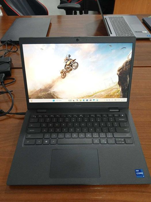 DELL laptop i7 1156G7, 8/256, Notebook noutbuk ноутбук