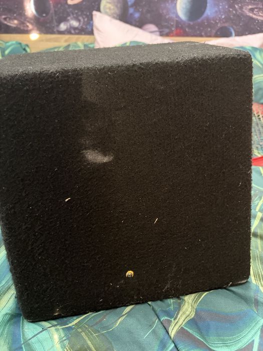 Incinta boxa 20 cm