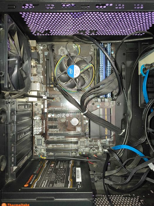 Desktop I7 4770 30GB DDR3, SSD120+HDD 2.5 500GB