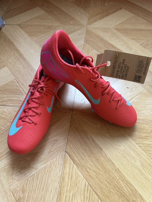 Ghete de fotbal Nike Mercurial academy