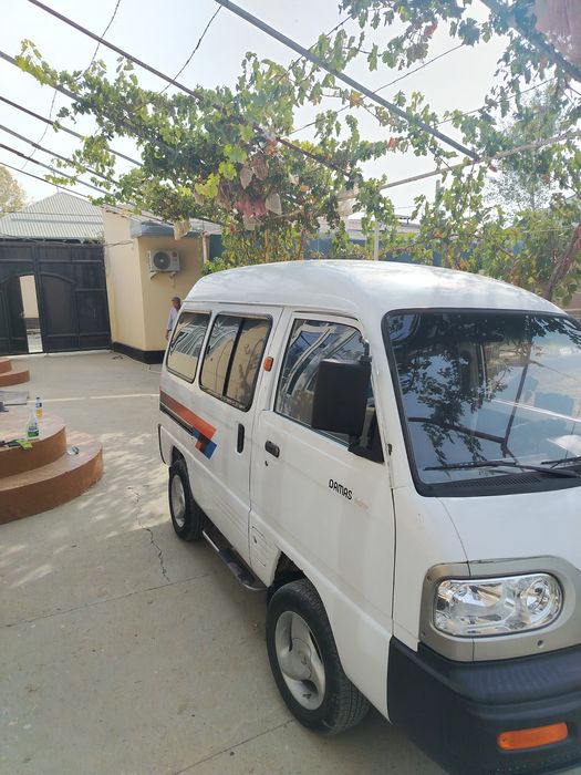 Damasga 2012, yurishga tayyor, old stoykasida, xolat yaxshi kraskasi b