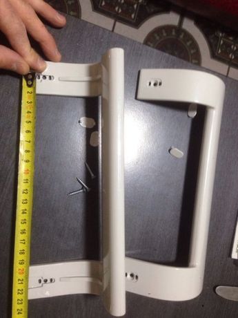 Maner frigider beko crem gri 21,5cm distanta intre gauri cu 2 capacele