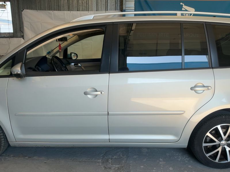 Volkswagen Touran 1.6 TDI Design Edition 2014