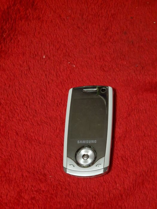 Telefon Samsung pentru colecție sau piese