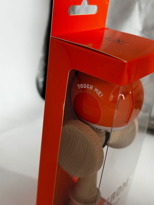 Kendama Krom Pop Originala Sticky Portocalie