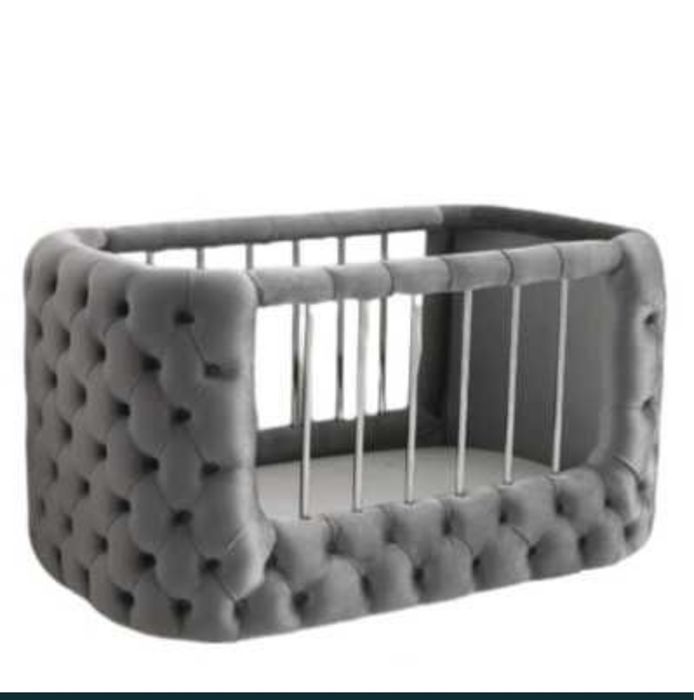 Vand patut din catifea facuta la comanda