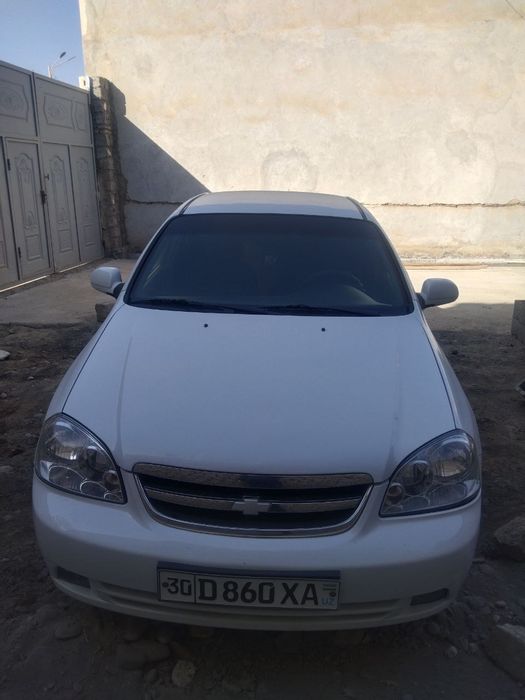 Lasetti 2011 holati zur pulini kelishamiz naxt pulga sotiladi