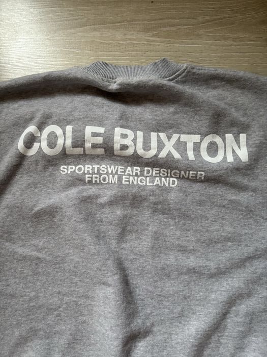 Оригинален суитшърт на Cole Buxton