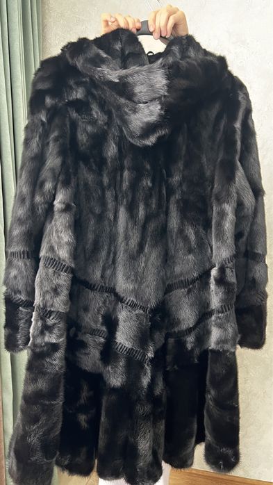 Продам шубу норковую