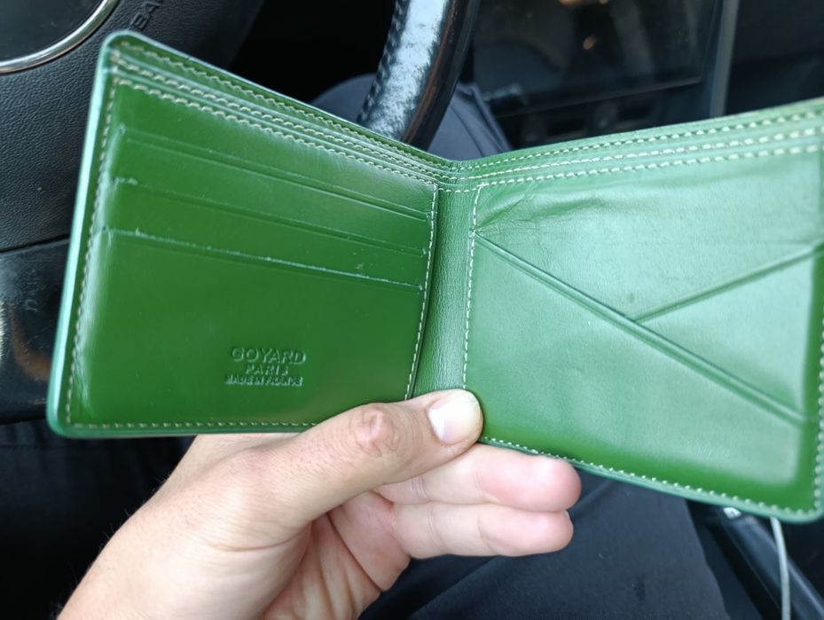 Нов Goyard портфейл