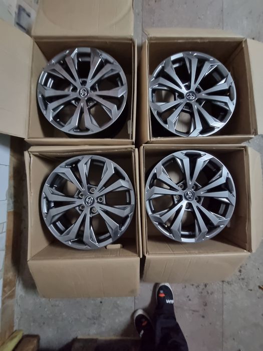 Диски Тойота р18 Рав4