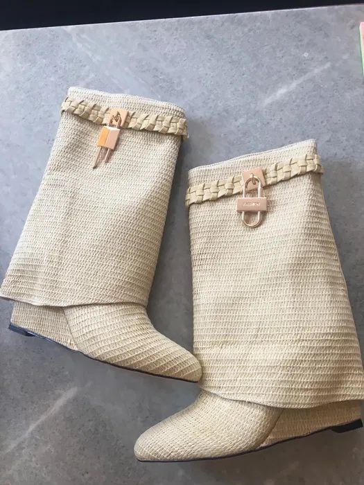 Уникални нови givenchy ботушки