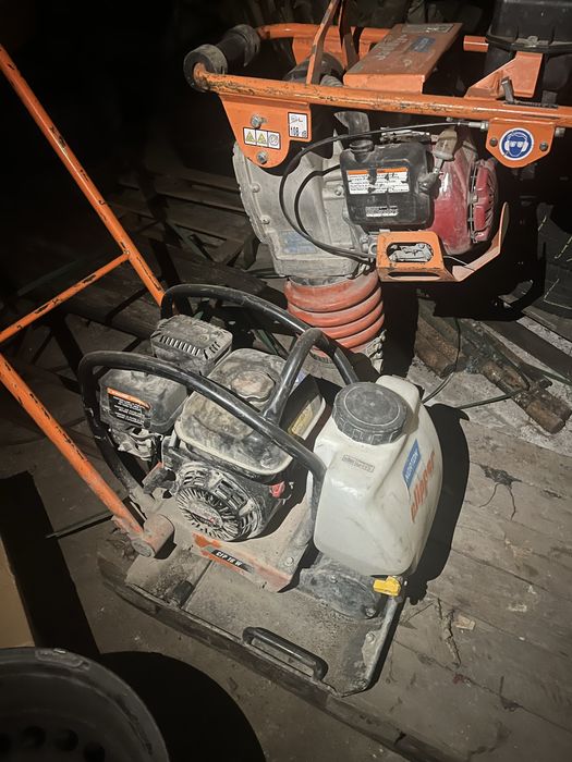 Stoc Italia / popi / schela /compactoare