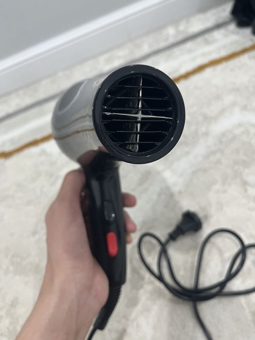 Срочно продам Vitek фен