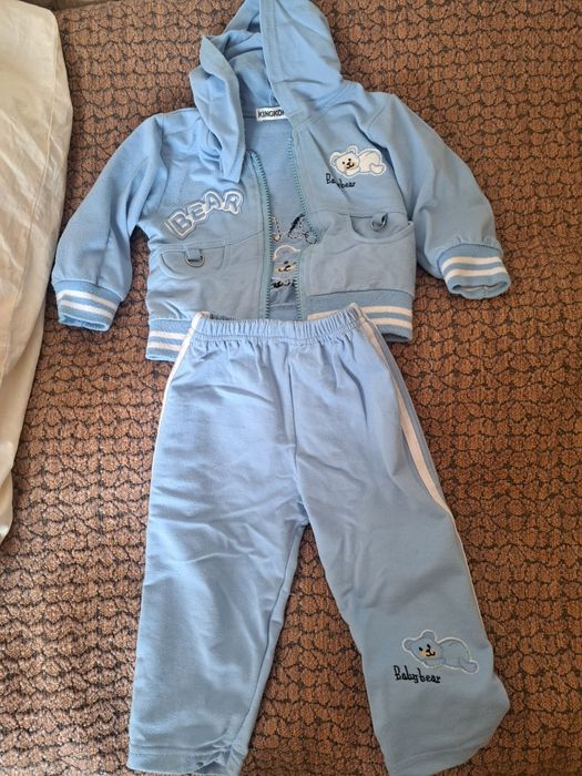 Два спортивных костюмчика на 6-8мес