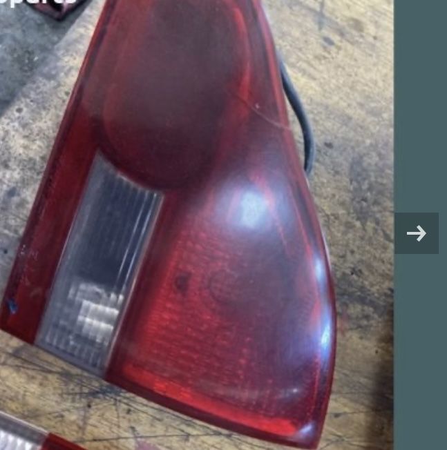 Toyota avensis verso 2005година Вътрешен Ляв Стоп