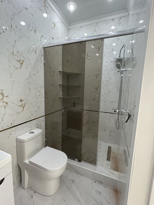 Стеклянный Перегородки и кабинки