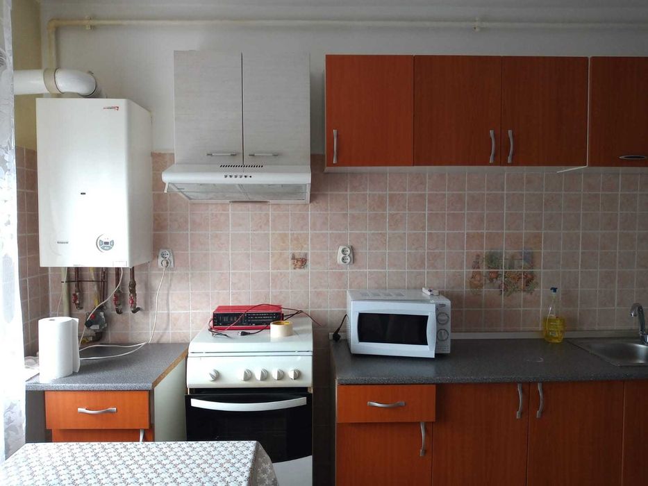 Apartament in Florești, Str. Florilor, 48 Mp, 1 camera, bucătărie, hol, balcon închis