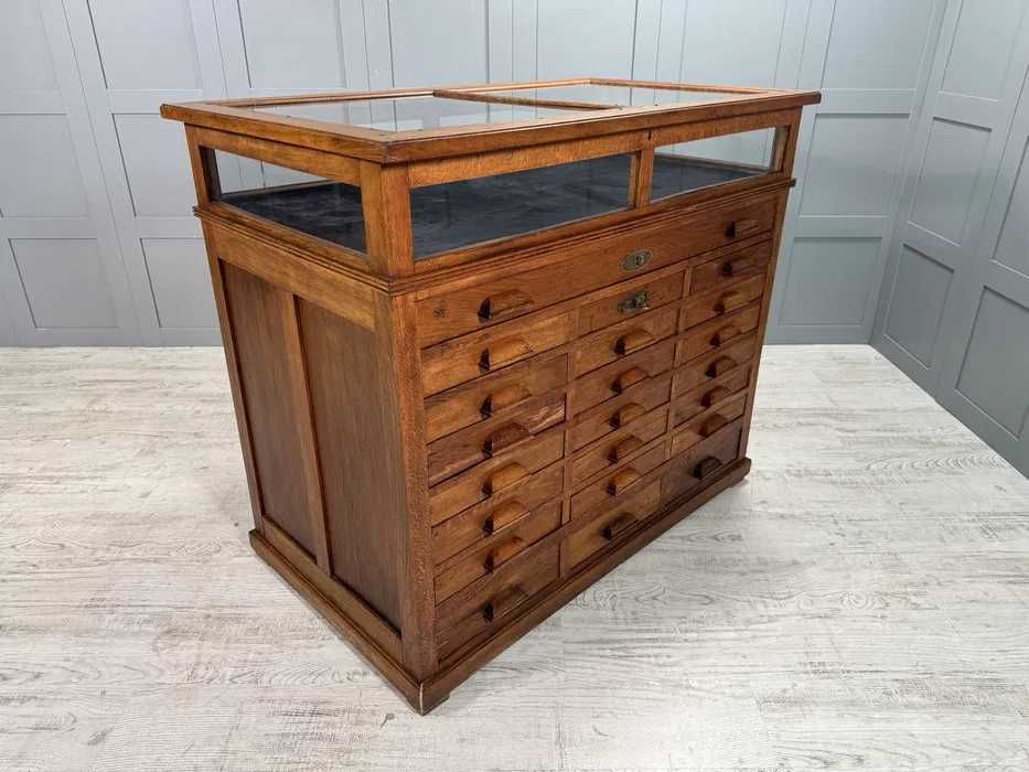 Бижутерски шкаф - витрина от 20-те Р465-Д