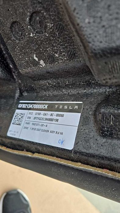 Bancheta cu incalzire NOUA 1552127-DE-A Tesla Model Y (5YJY)