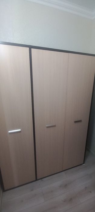 Продам шкаф в хорошем состоянии