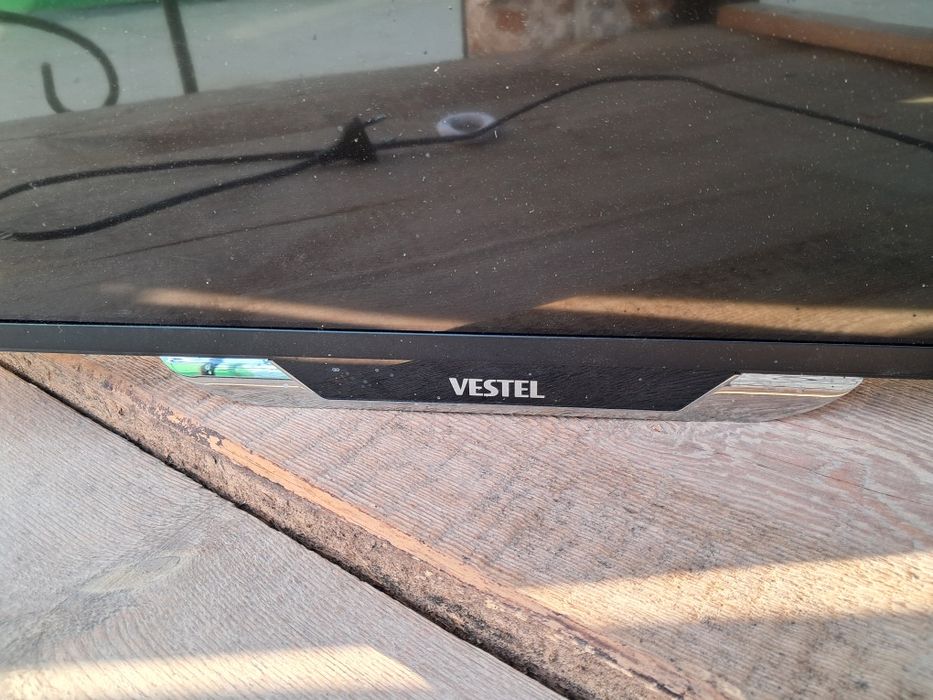 Телевизор Vestel 107см