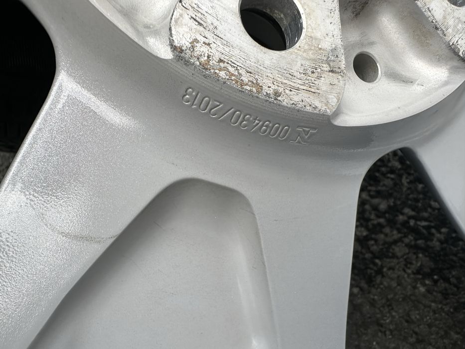 Vand jante cu cauciucuri de iarna mini cooper r 15