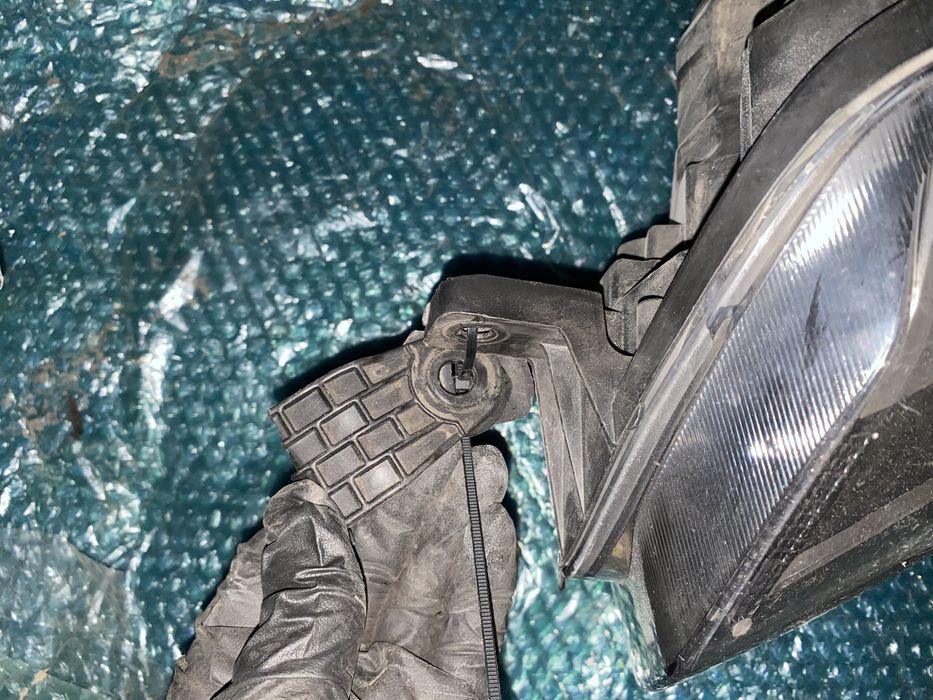 Far Dacia Logan 2 Sandero 2 Facelift 2017 - 2020 far dreapta DRL