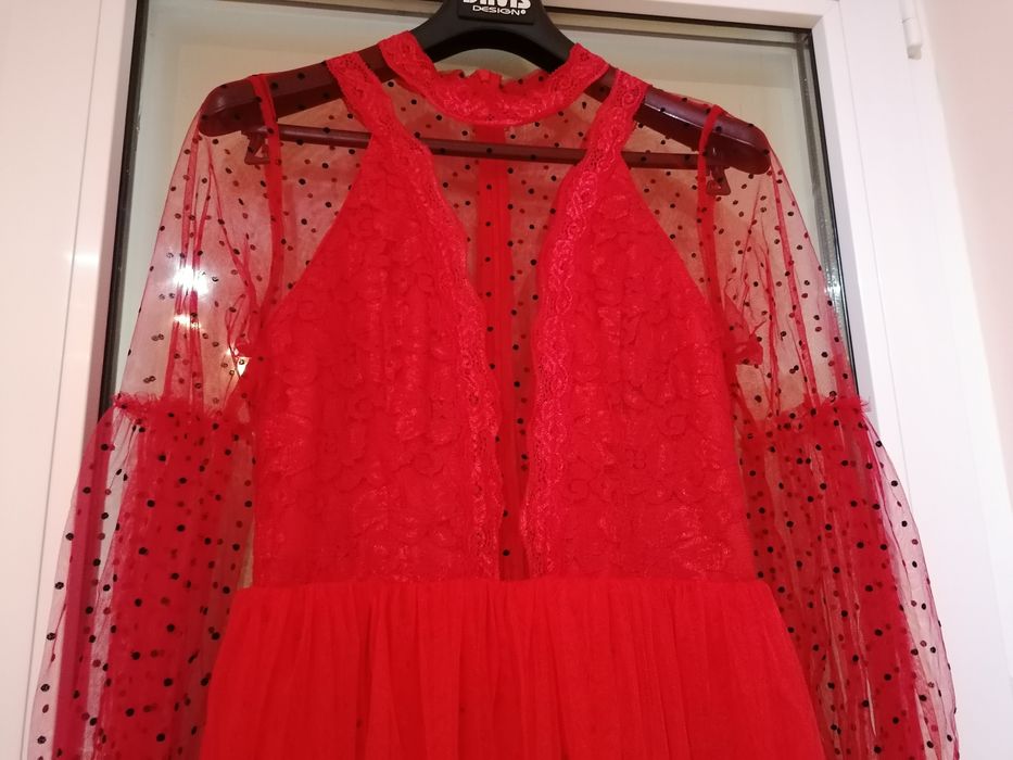 Vând rochite business, elegante ieftine marime M
