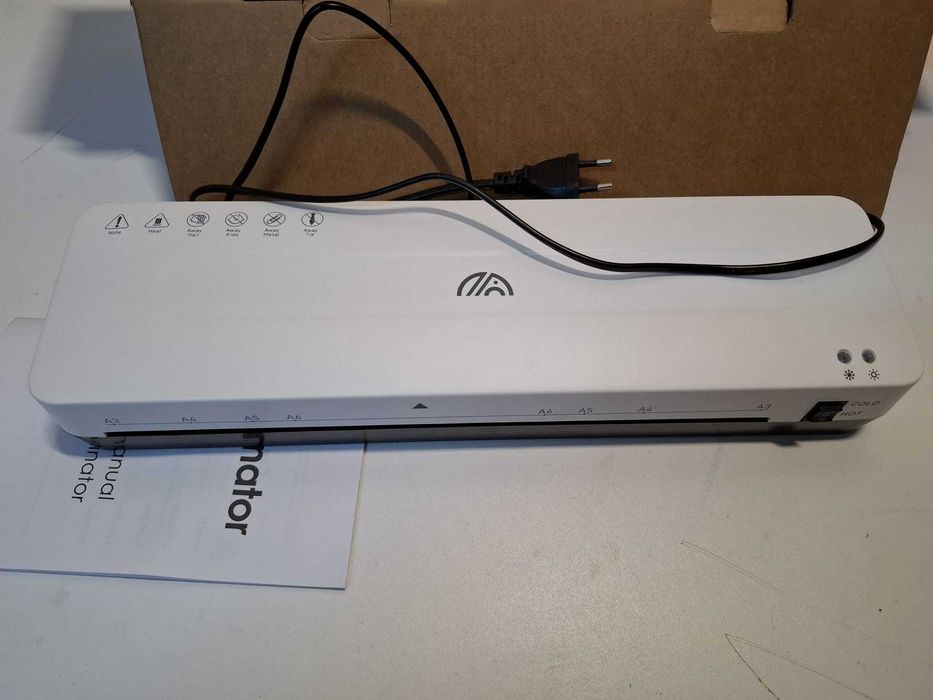 Laminator A3, laminare cald/rece - 3 buc/min, eficient si rapid, Nou