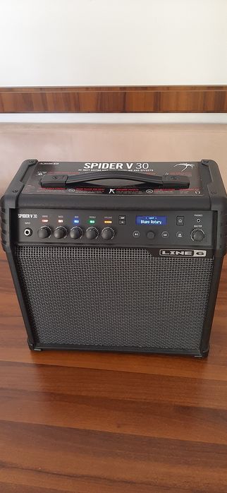 LINE 6 Spider V30 cu modeling