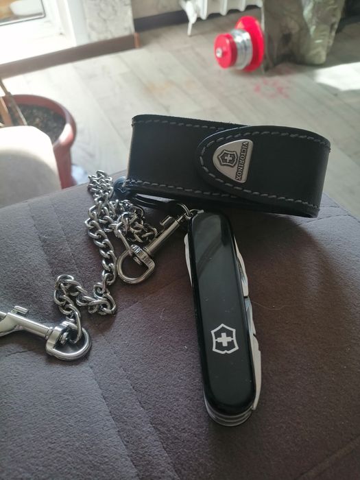 Ручной инструмент викторинокс.