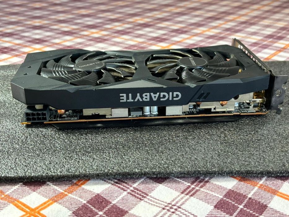 Видеокарта rx 5500 xt 4гб