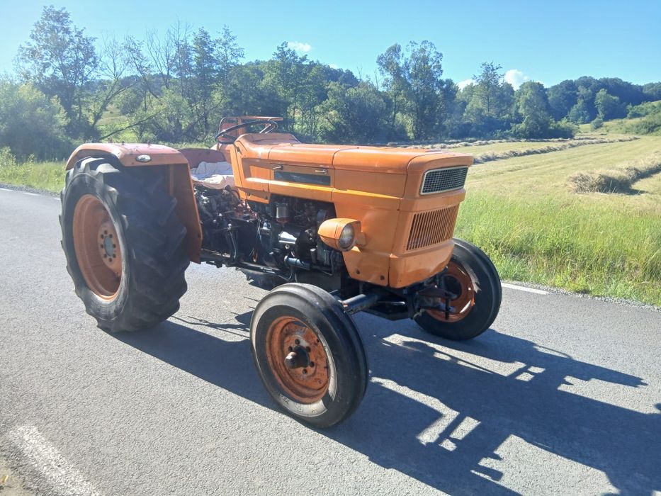 Tractor Fiat 450 45 cp în 3 cilindri, cutie cu doua manete recent adus