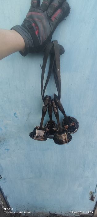 Запчасти бу на 126 двигатель Приора Гранта