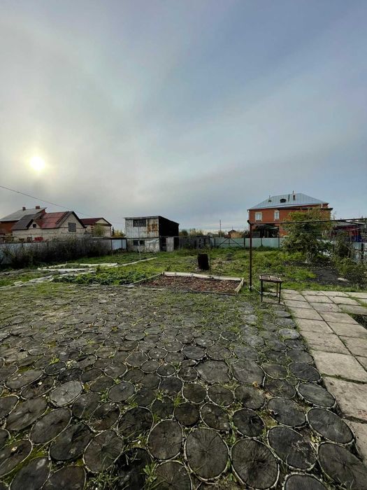 Продается коттедж в солнечном