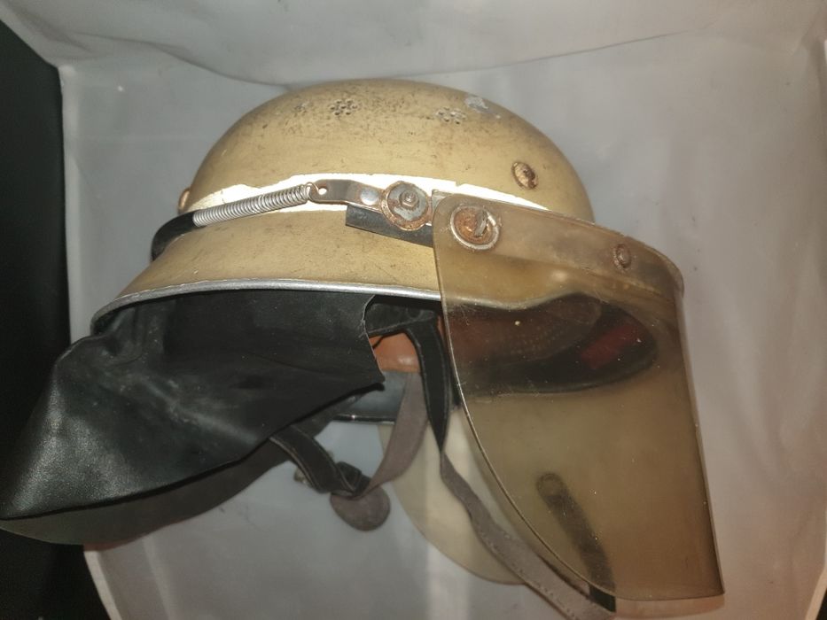 Casca germana de pompier