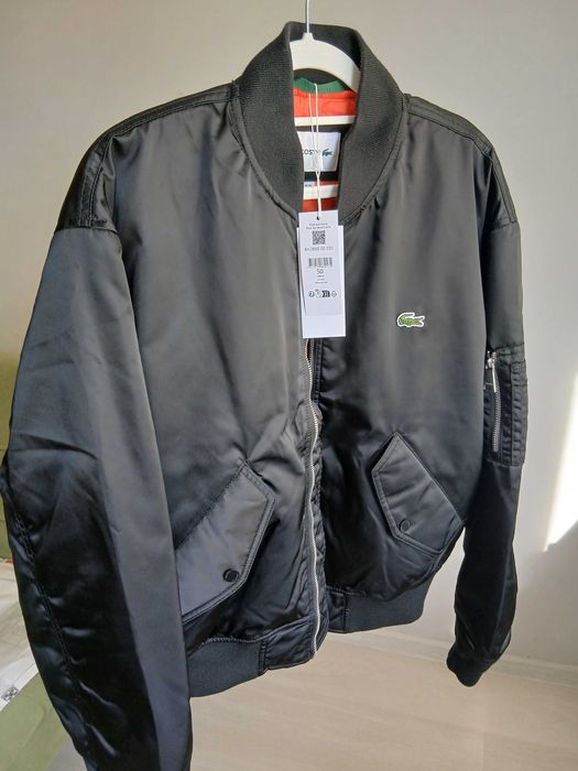 Бомбер от Lacoste