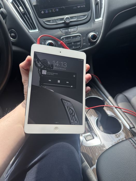 Ipad air 2 срочно 100$