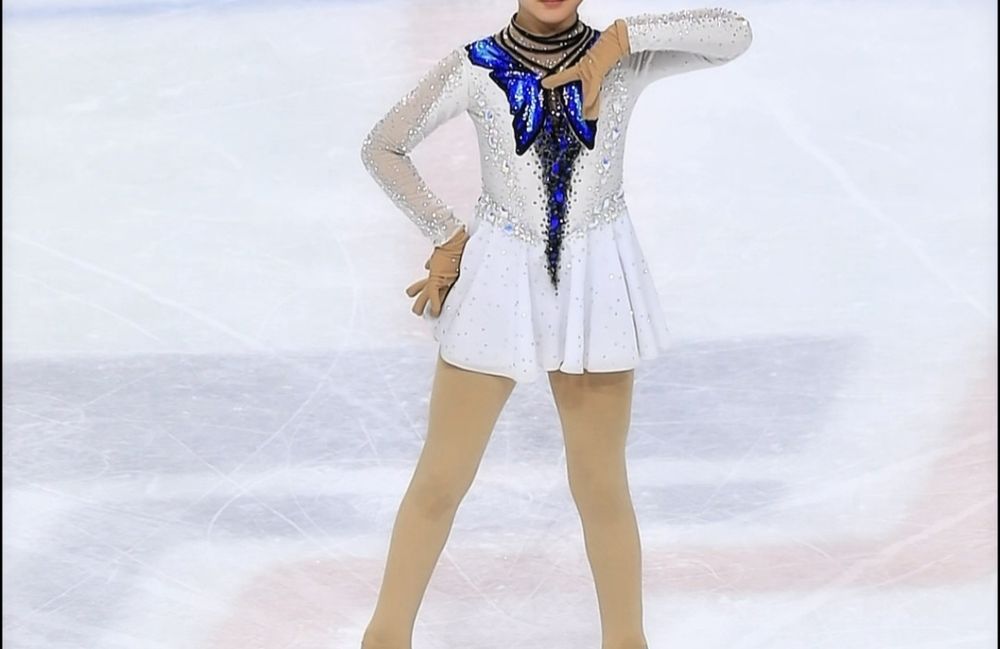 Продам платье для фигурного катание