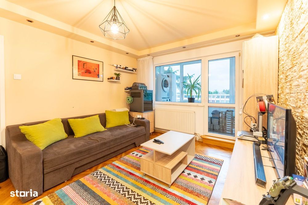 Apartament renovat, zona Astra