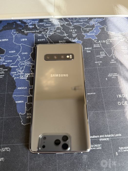 Samsung Galaxy S10+ 512 ГБ, керамика, оригинал