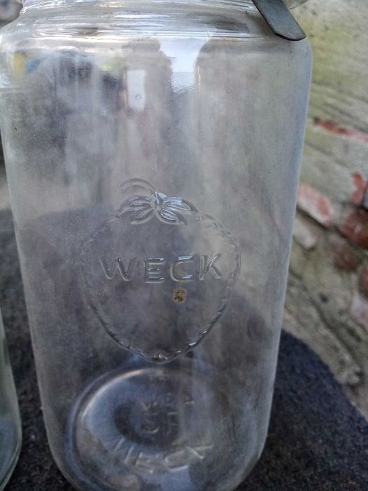 Стари    буркани