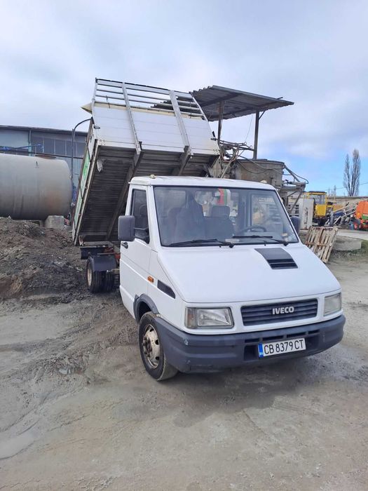 Продавам тристранен самосвал IVEKO 3510