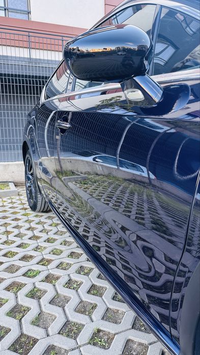 Пастиране и полиране на автомобил