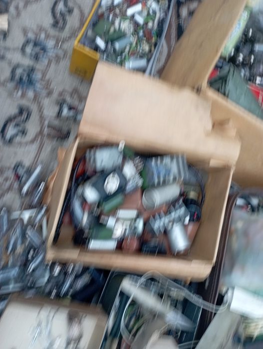Продам лампы радио детали транзисторв