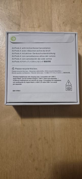 Air Pods 4 Apple