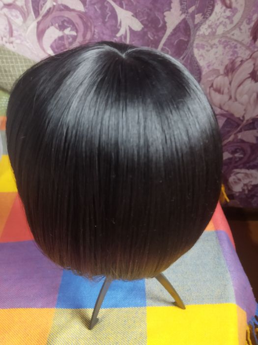 Продам парик каре